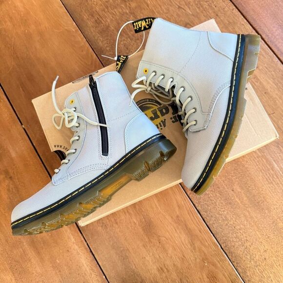 Dr. Martens Airware Combs Extra Tough Poly Boots Gray W6 M5 (EU 37) Doc Adaptive - Picture 4 of 15